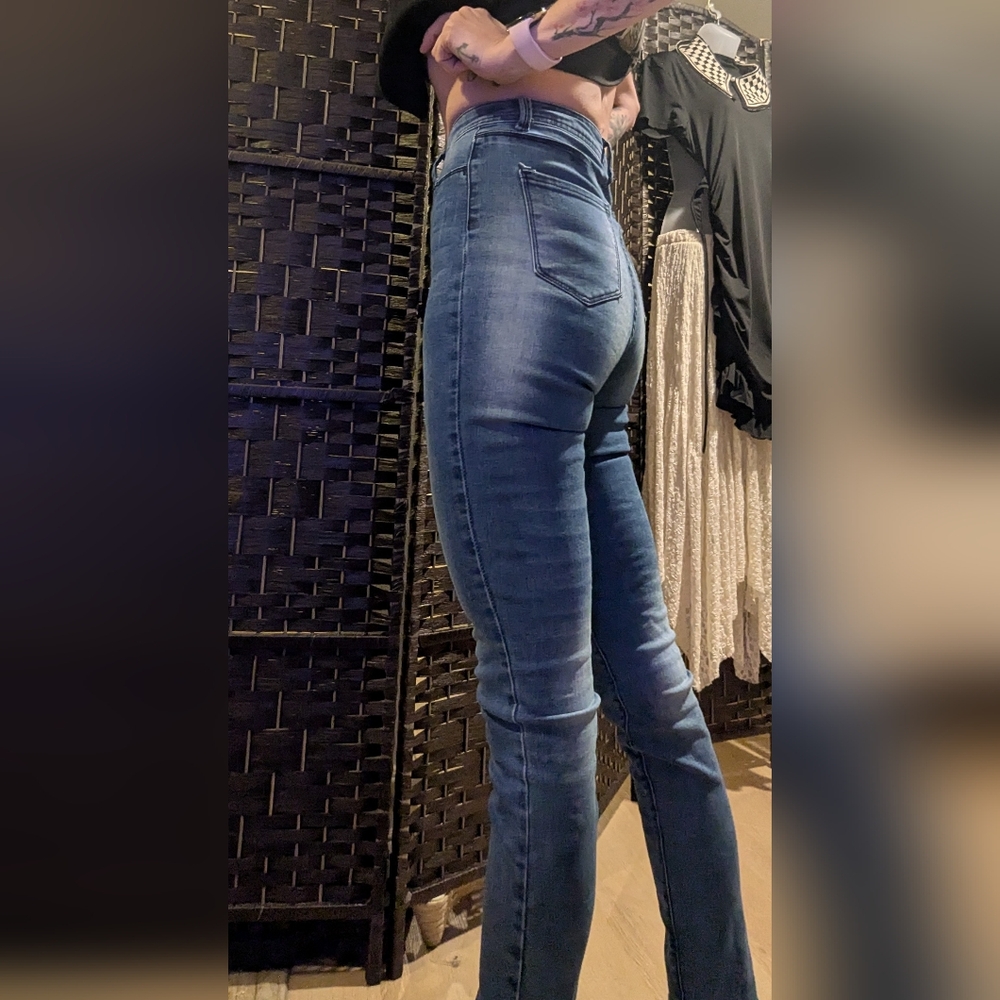 Booty Lifting Faded Women's Jeans